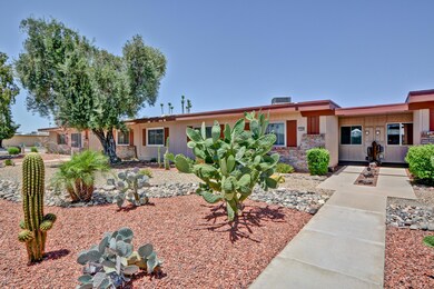 10888 W Thunderbird Blvd unit 17J, Sun City, AZ 85351 - photo 6