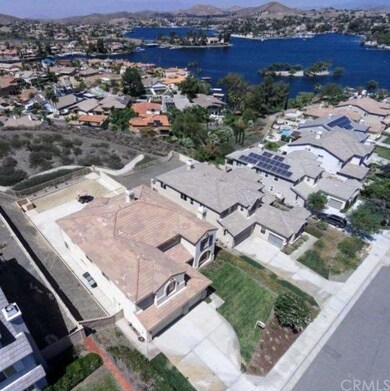 Located Very Close to Canyon Lake