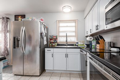 5502 Tealeaf Ct, Louisville, KY 40291 - photo 5