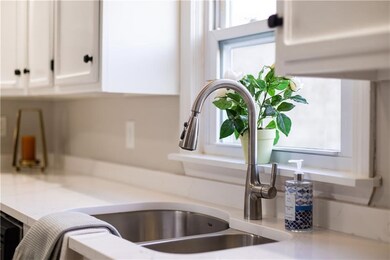 213 Pavilion Ave unit 1, Providence, RI 02905 - photo 4