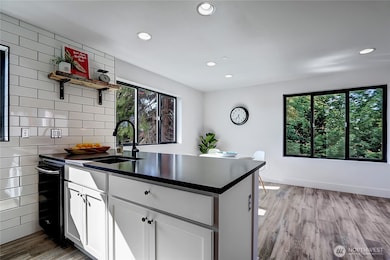 1126 N 90th St, Seattle, WA 98103 - photo 7