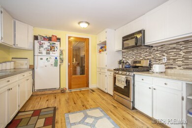 3390 8th Ave, Hudsonville, MI 49426 - photo 3