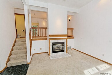 31 Stratton Cir, Troy, NY 12182 - photo 5