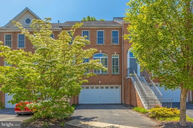 9913 Cyrandall Place, Oakton, VA 22124 - photo 3