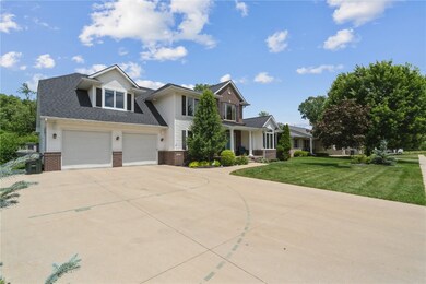 3820 Richland Dr NW, Cedar Rapids, IA 52405 - photo 2