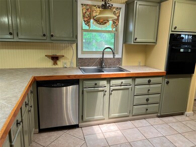 631 Lawrence Cir, Haughton, LA 71037 - photo 2