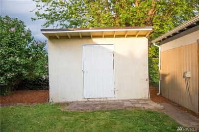 2410 I St NE, Auburn, WA 98002 - photo 4