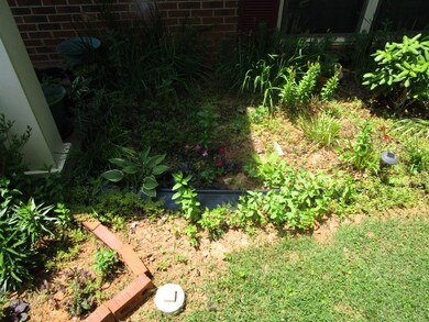 253 Robin Rd, Martinsville, VA 24112 - photo 7