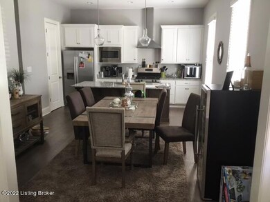 Kitchen/Dining