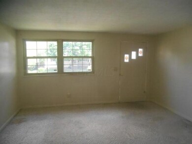 3767 Shirley Ln, Columbus, OH 43228 - photo 2