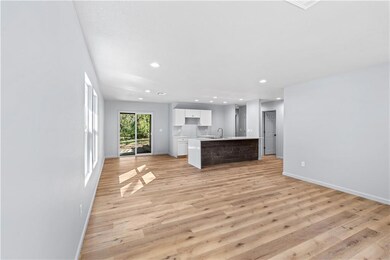 520 W Hunter St, Nevada, MO 64772 - photo 6