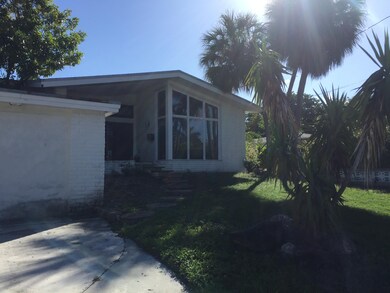 3714 Flagler Ave 02