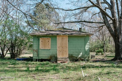 Davis St-00032