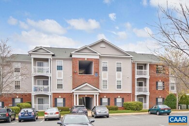 122 Yellowstone Dr unit 307, Charlottesville, VA 22903 - photo 3