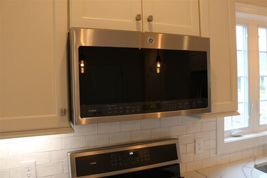 Lot 10 CC Bramber Green unit 10 CC, Greenland, NH 03840 - photo 7