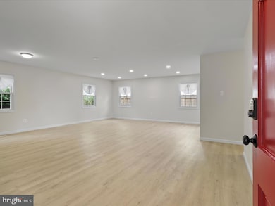 4426 Ockford Ln, Bowie, MD 20715 - photo 3