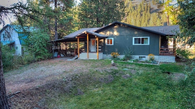 302 Hazel St, Cusick, WA 99119 - photo 3