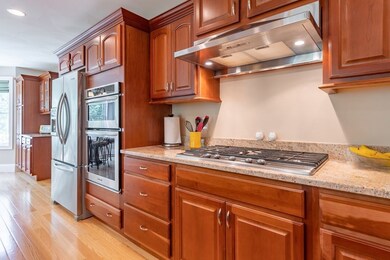 35 Pilgrim Cir, Nashua, NH 03063 - photo 6