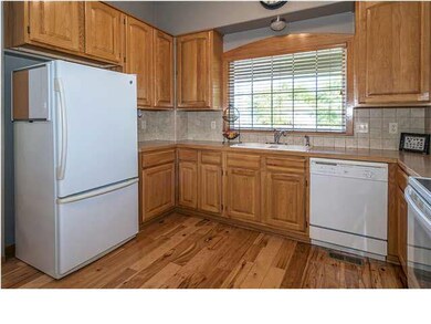 All kitchen appliances will remain with the home.