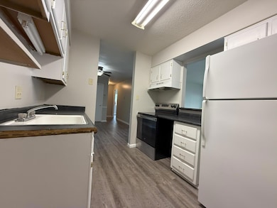 1017  Kitchen