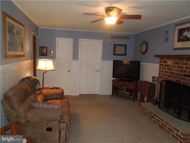 53 Heather Rd, Newark, DE 19702 - photo 4