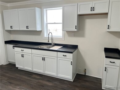 189 Gates St, Buffalo, NY 14212 - photo 7