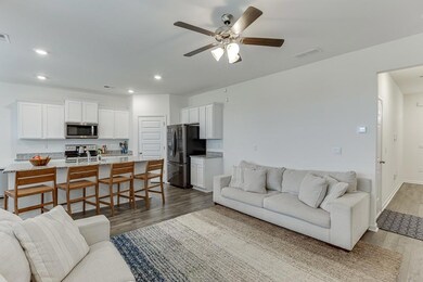 49 Gaston Ct