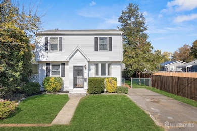 25 Evergreen St, Spotswood, NJ 08884 - photo 2