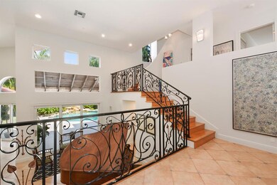 Foyer Entry