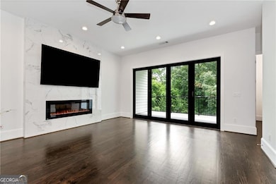 1107 Briar Cove Cir, Atlanta, GA 30329 - photo 2