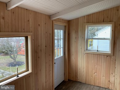 118 E Green St, West Hazleton, PA 18202 - photo 4