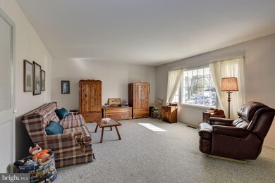 12627 Heming Ln, Bowie, MD 20716 - photo 4