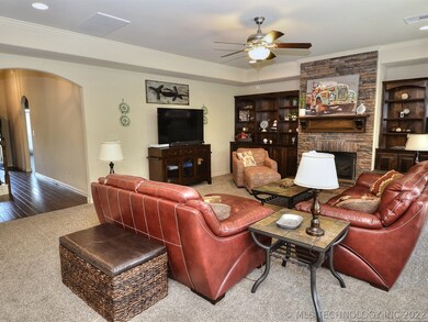 2711 S 294th East Ave, Broken Arrow, OK 74014 - photo 5