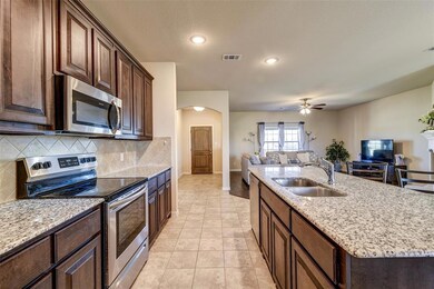 215 Springwood Ranch Loop, Springtown, TX 76082 - photo 3