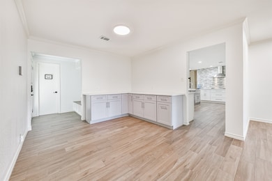 312 S 15th St, La Porte, TX 77571 - photo 6