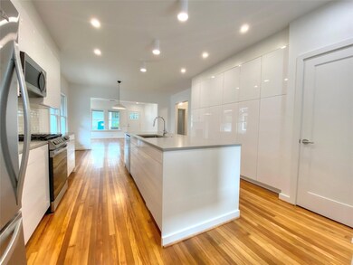 1507 Branard St, Houston, TX 77006 - photo 7