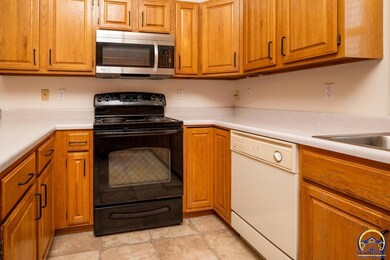 3929 SW 38th Ln, Topeka, KS 66610 - photo 6