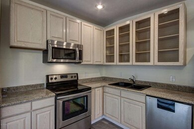 Missousi Ave Unit 122 (15)