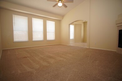 220 Lago Grande Dr, Horizon City, TX 79928 - photo 3