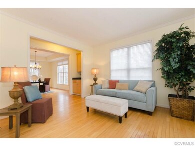 HUGE formal living room w/ wide-open doorways, bui