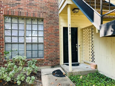 2121 El Paseo St unit 1209, Houston, TX 77054 - photo 2