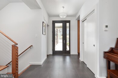 309 N Virginia Ave, Falls Church, VA 22046 - photo 3