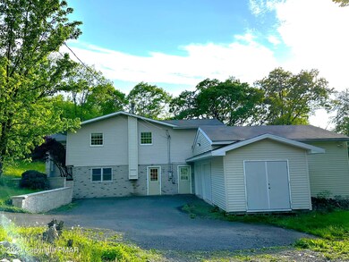 155 Skyview Cir, Effort, PA 18330 - photo 4