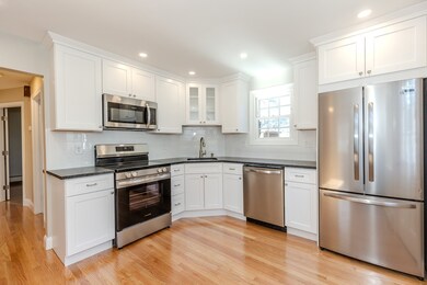 70 Archer St, Pawtucket, RI 02861 - photo 6