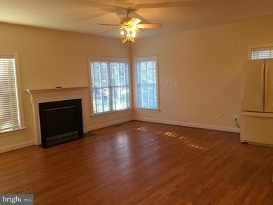 726 Constantine Ct, Warrenton, VA 20186 - photo 6