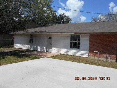 310 Casiano St, Donna, TX 78537 - photo 2