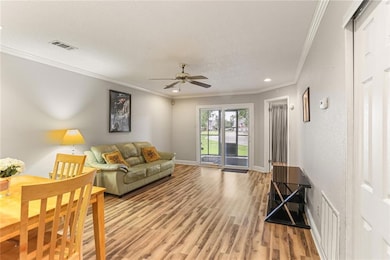 Living/Dining Area