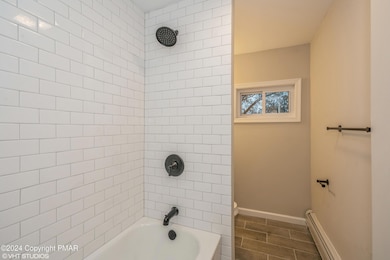 804 W Locust St, Scranton, PA 18504 - photo 5