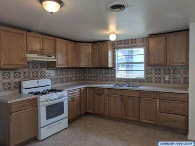 1221 N Gold St, Silver City, NM 88061 - photo 2
