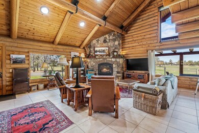 KNICKERBOCKER FIREPLACE